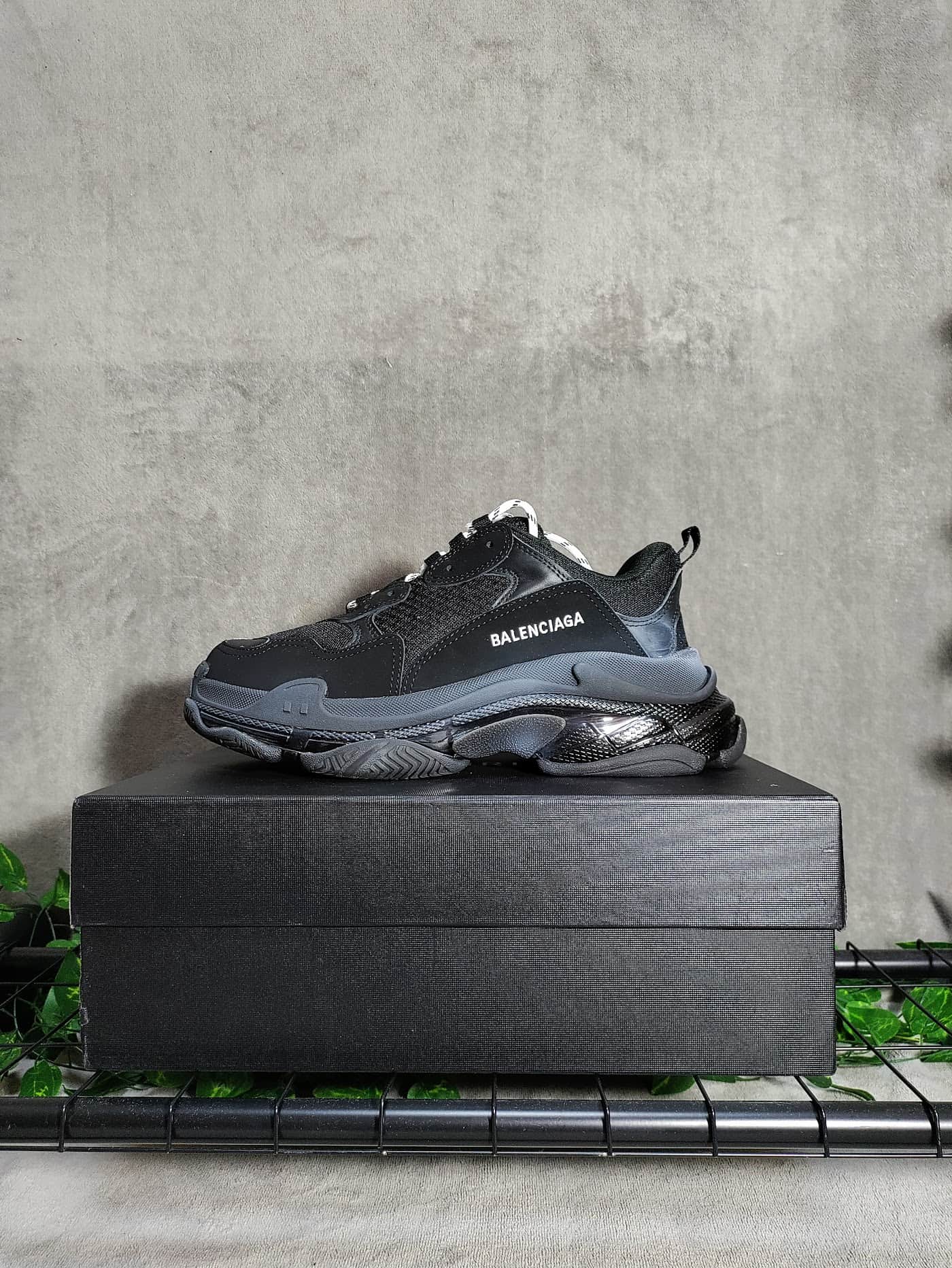 Balenciaga Triple S negrii