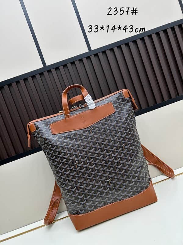 Goyard Backpack 33x14x43cm