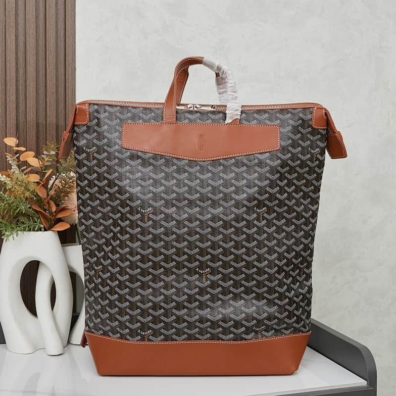 Goyard Backpack 33x14x43cm