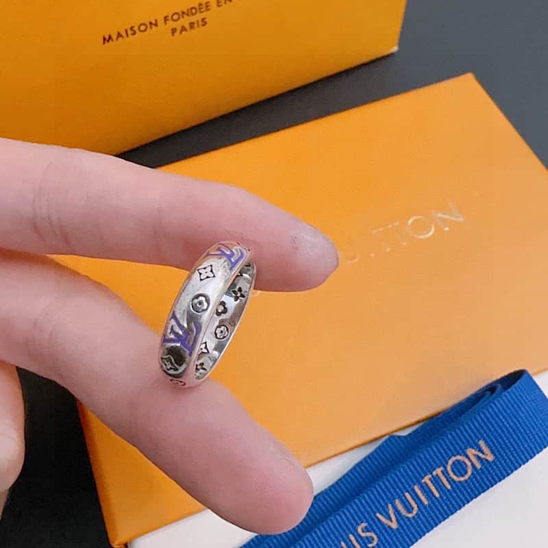 LV Ring 7-11