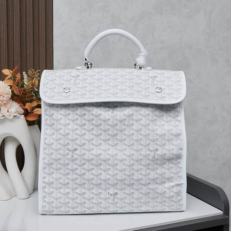 Goyard Backpack 33x34x15cm