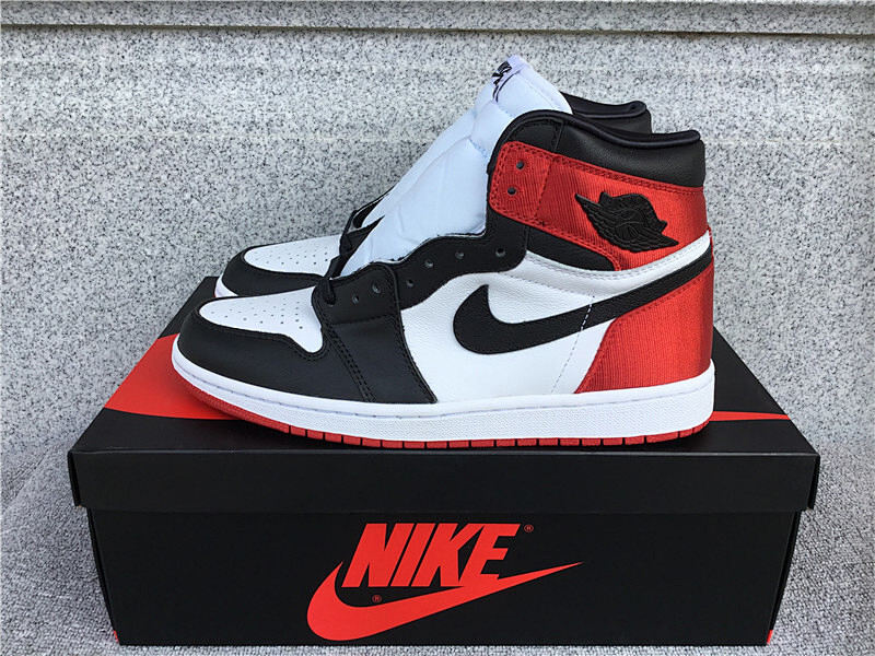 Air Jordan 1 High Satin WMNSBlack ToeAJ1 Size EU36-EU46