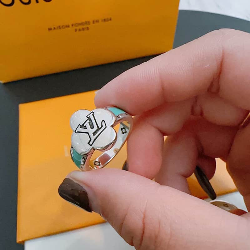LV Ring 7-11