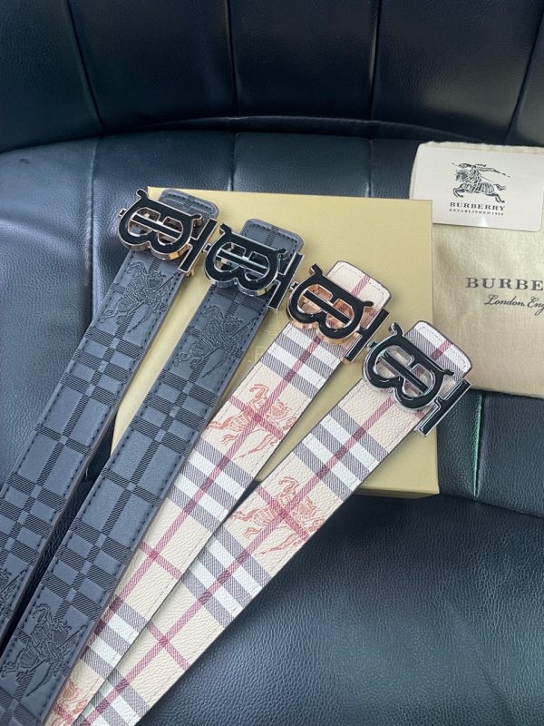10 ♡Burberry Belt EU 90- EU 110