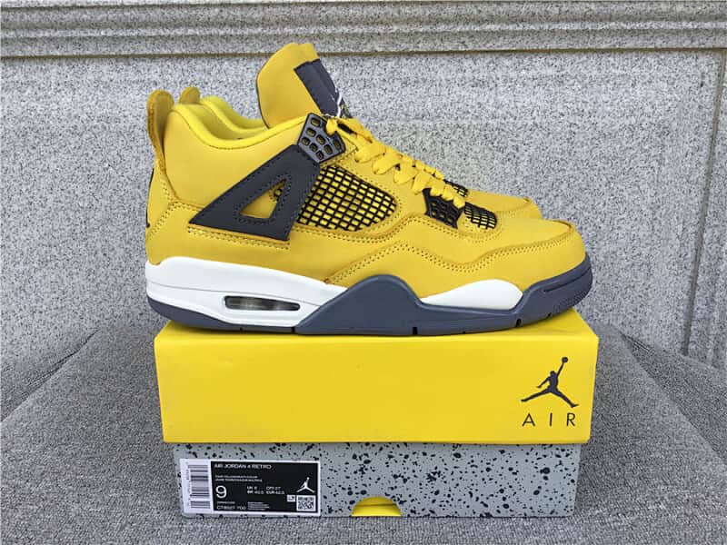 Air Jordan 4 lightning Size EU40.5-EU46
