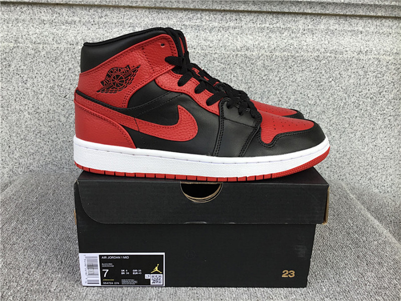 Air Jordan 1 Mid SE Size EU36-EU46