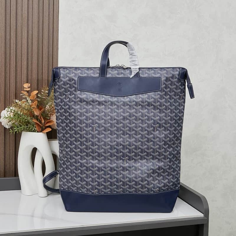 Goyard Backpack 33x14x43cm