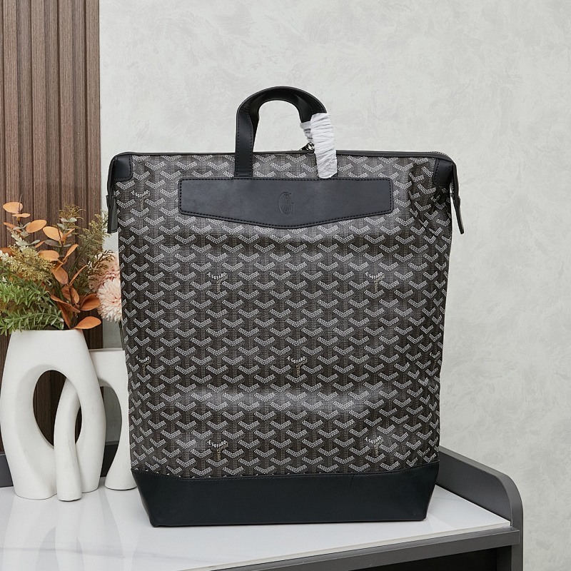 Goyard Backpack 33x14x43cm