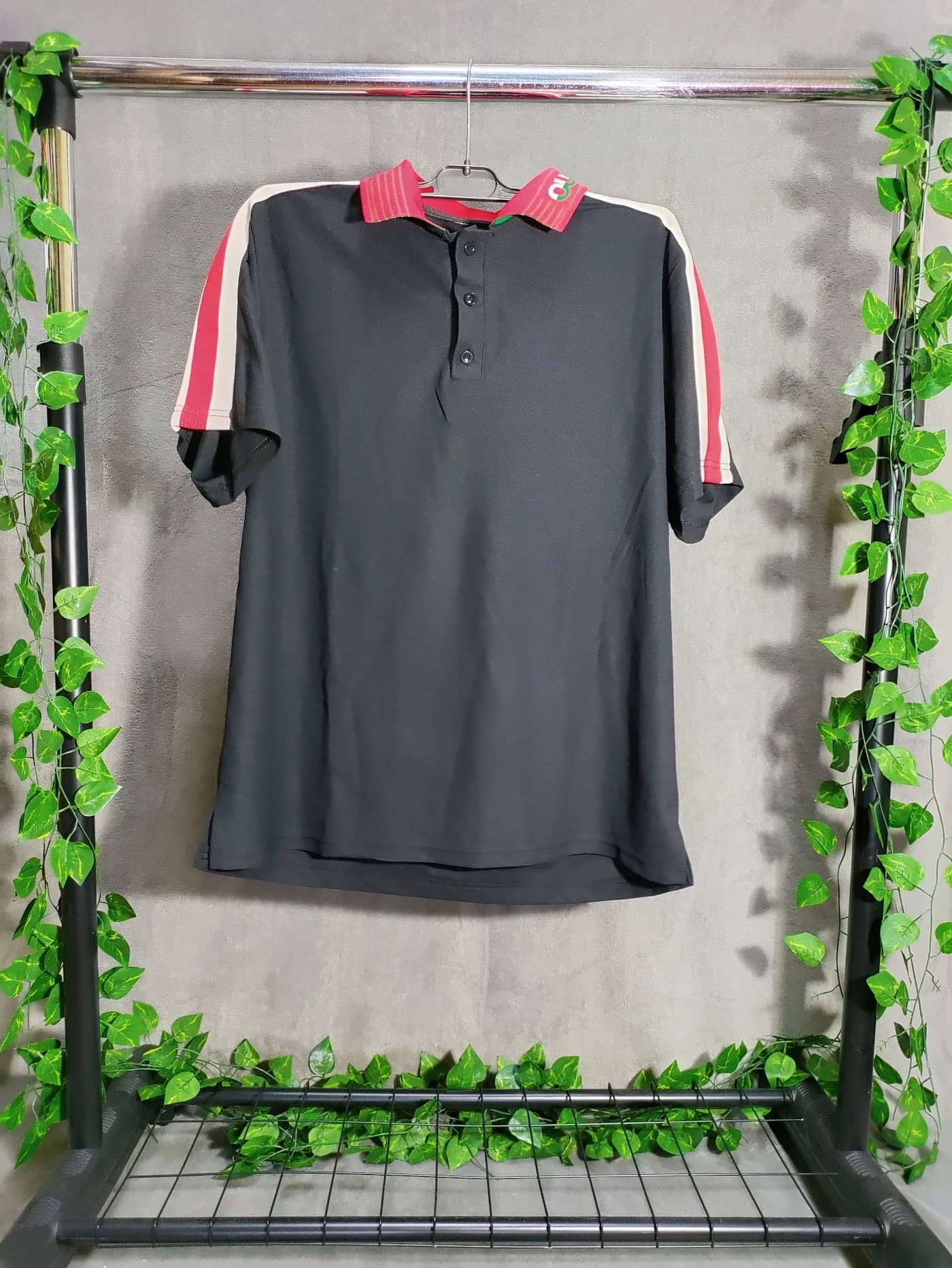 Gucci negru