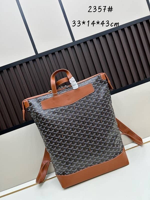 Goyard Backpack 33x14x43cm