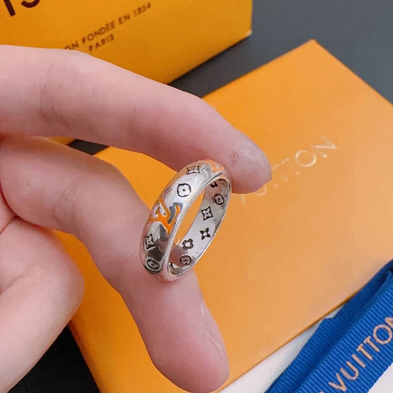 LV Ring 7-11