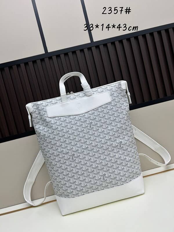 Goyard Backpack 33x14x43cm