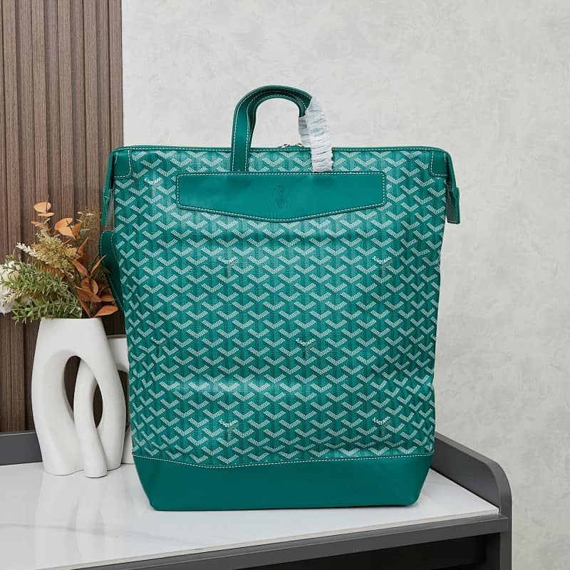 Goyard Backpack 33x14x43cm